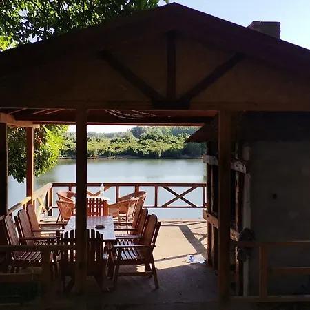 Vikendica Tisa Dukatar Сasa de vacaciones *